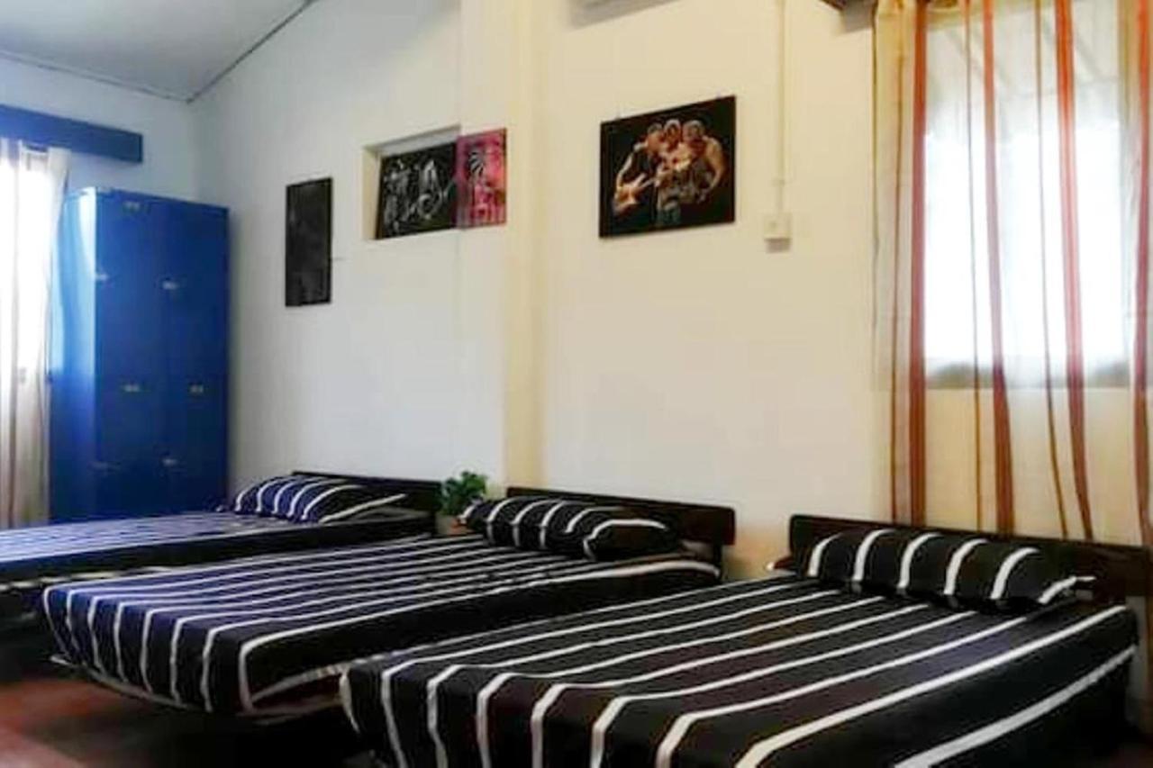 Bagan Pinang Guest House Port Dickson Exterior foto
